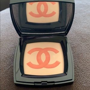 Chanel limited edition illuminating powder